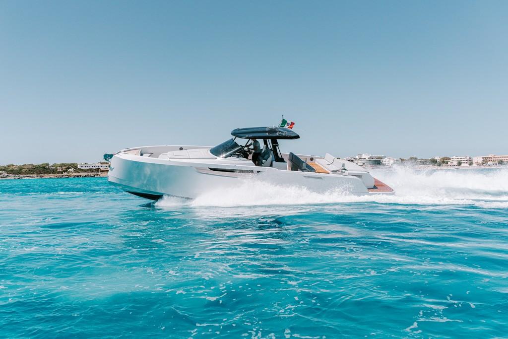 CAYMAN 400WA